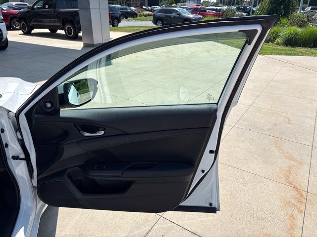2022 Honda Insight Touring