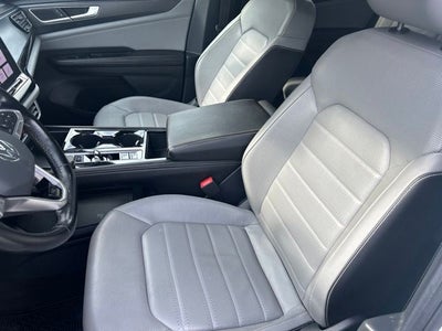 2024 Volkswagen Atlas Cross Sport 2.0T SEL R-Line