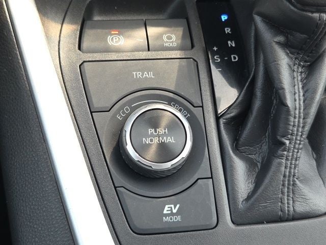 2021 Toyota RAV4 Hybrid LE