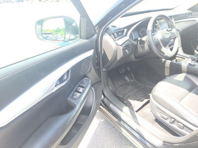 2021 INFINITI QX50 LUXE