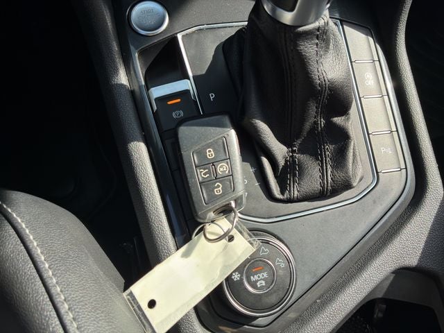 2019 Volkswagen Tiguan 2.0T SEL R-Line 4Motion