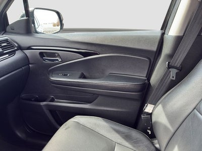 2019 Honda Pilot Touring 8 Passenger