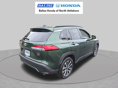 2025 Toyota Corolla Cross XLE