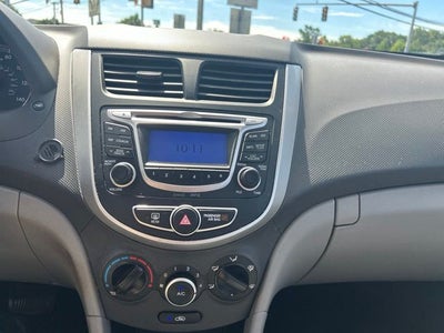 2013 Hyundai Accent GLS