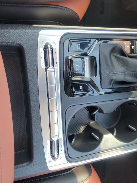 2025 Kia Carnival SX