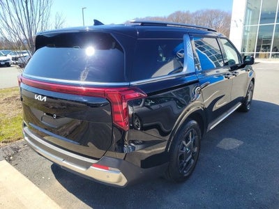 2025 Kia Carnival SX