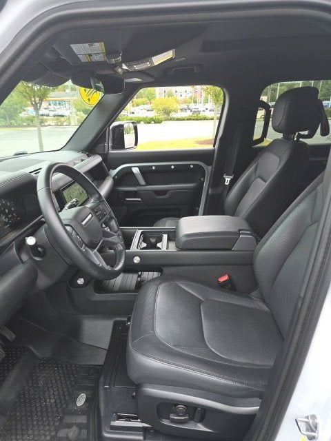 2023 Land Rover Defender 110 X-Dynamic SE