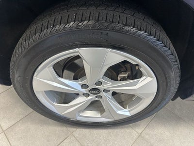 2023 Audi Q5 45 S line Premium quattro