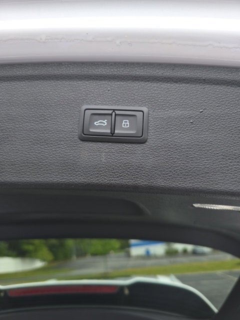2024 Audi Q5 45 S line Premium quattro